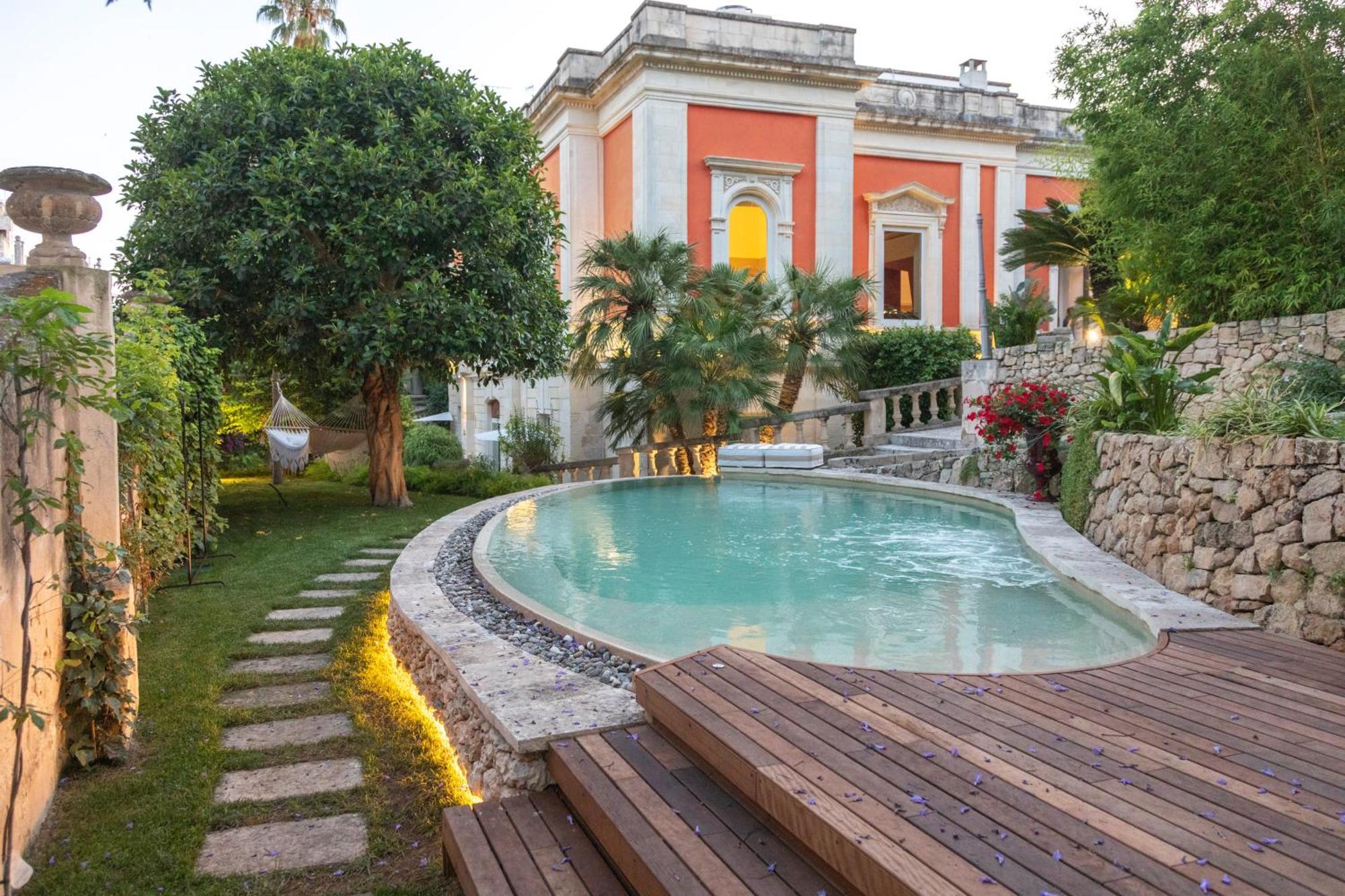 Dimora Storica Muratore Lecce Bagian luar foto